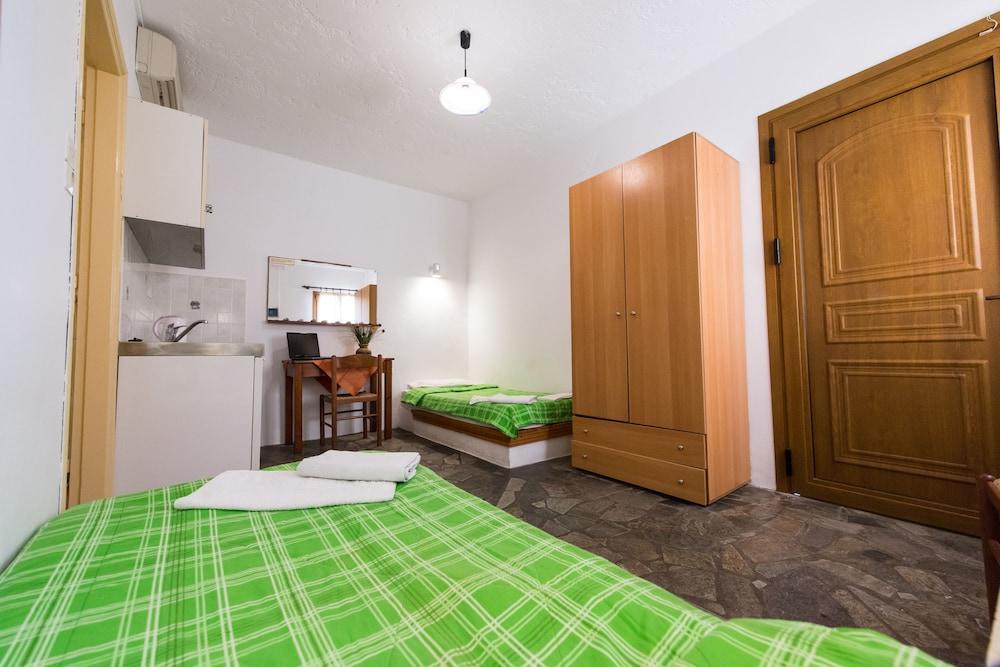 Bellino Apartments "Adults Only" Херсониссос Экстерьер фото
