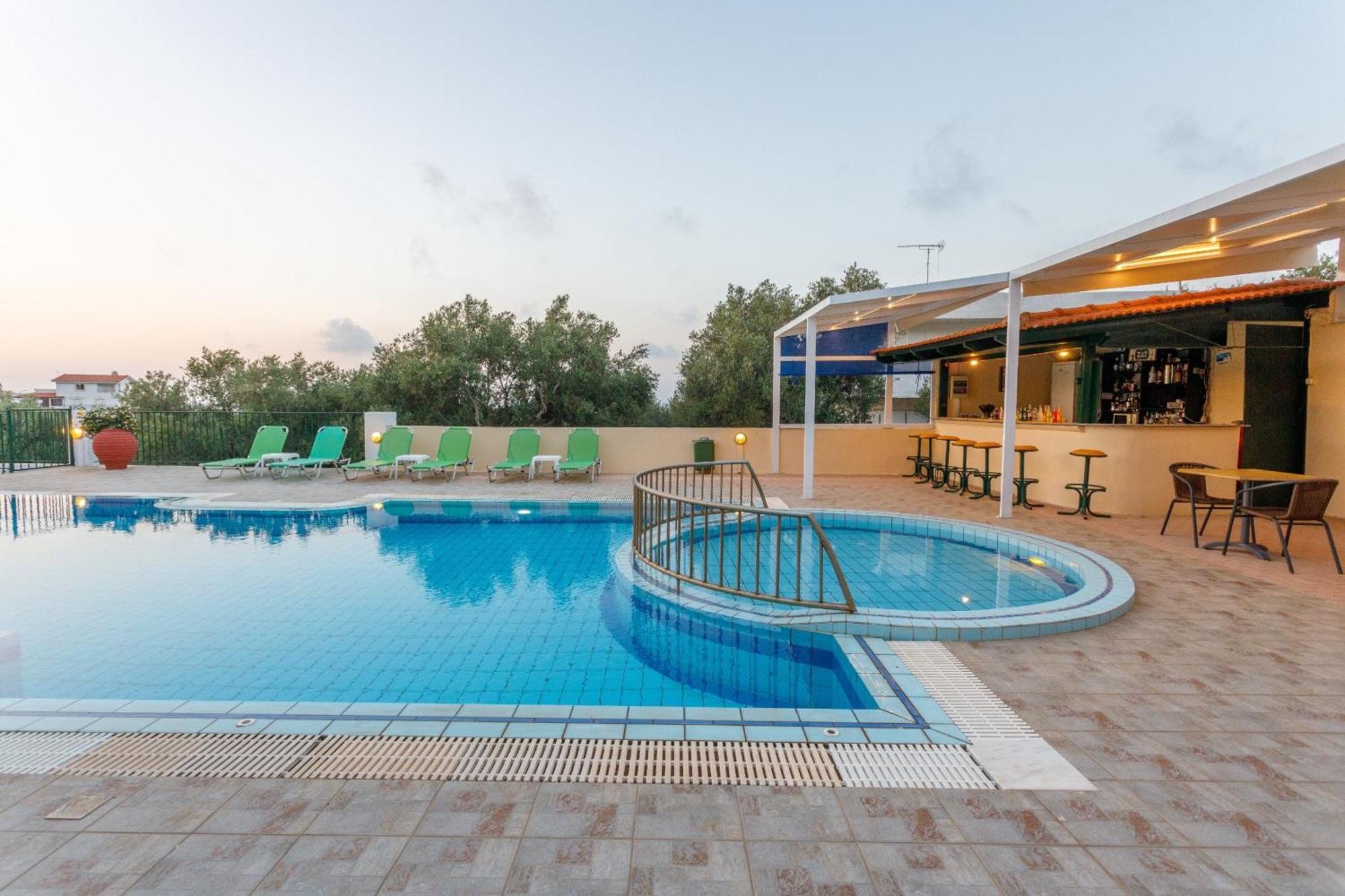 Bellino Apartments "Adults Only" Херсониссос Экстерьер фото