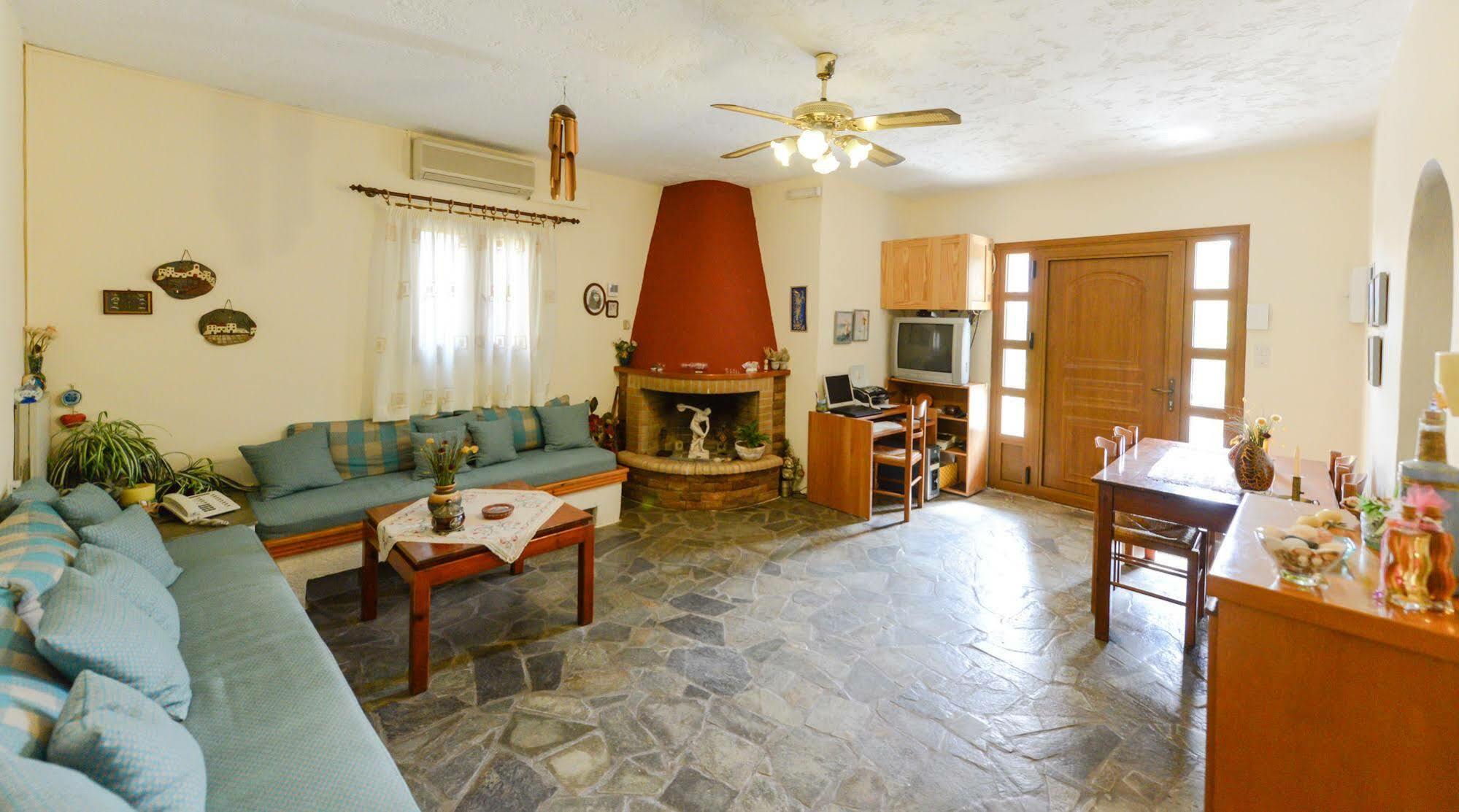 Bellino Apartments "Adults Only" Херсониссос Экстерьер фото